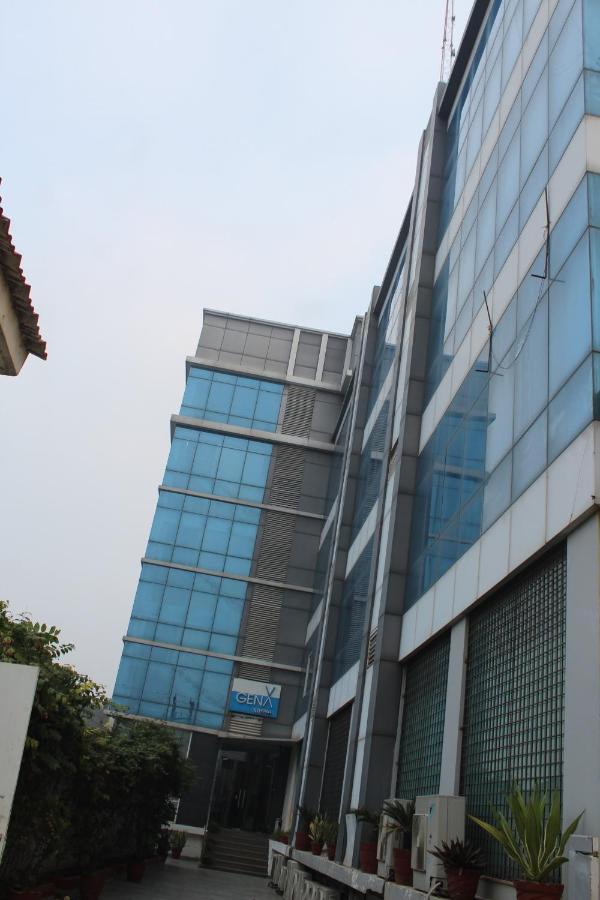 Avexia Premiere Agra Hotel Buitenkant foto